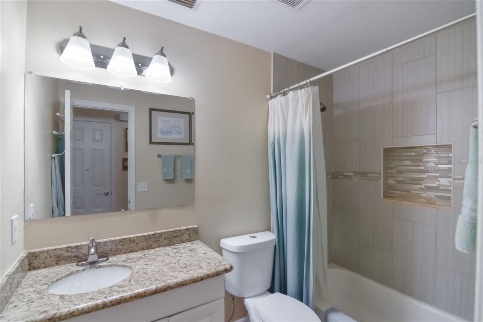 Image 31 of 42 For 704 Tangerine Court