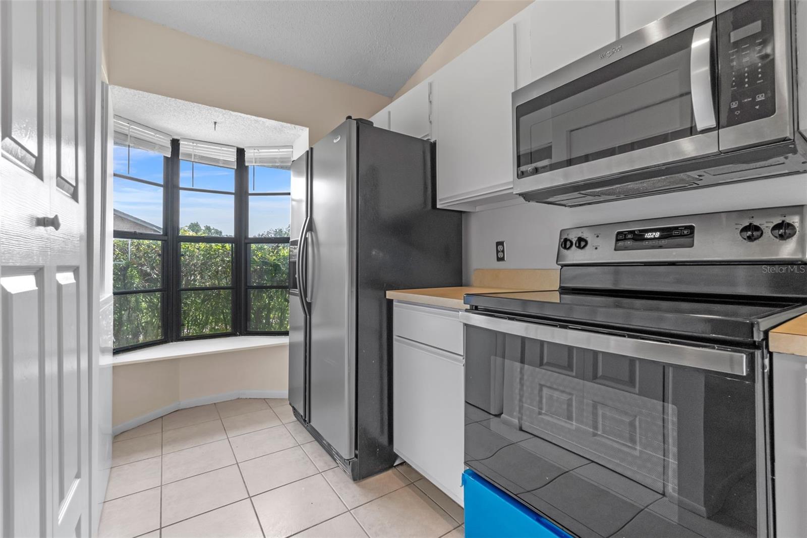 Image 5 of 17 For 2750 King Oak Circle