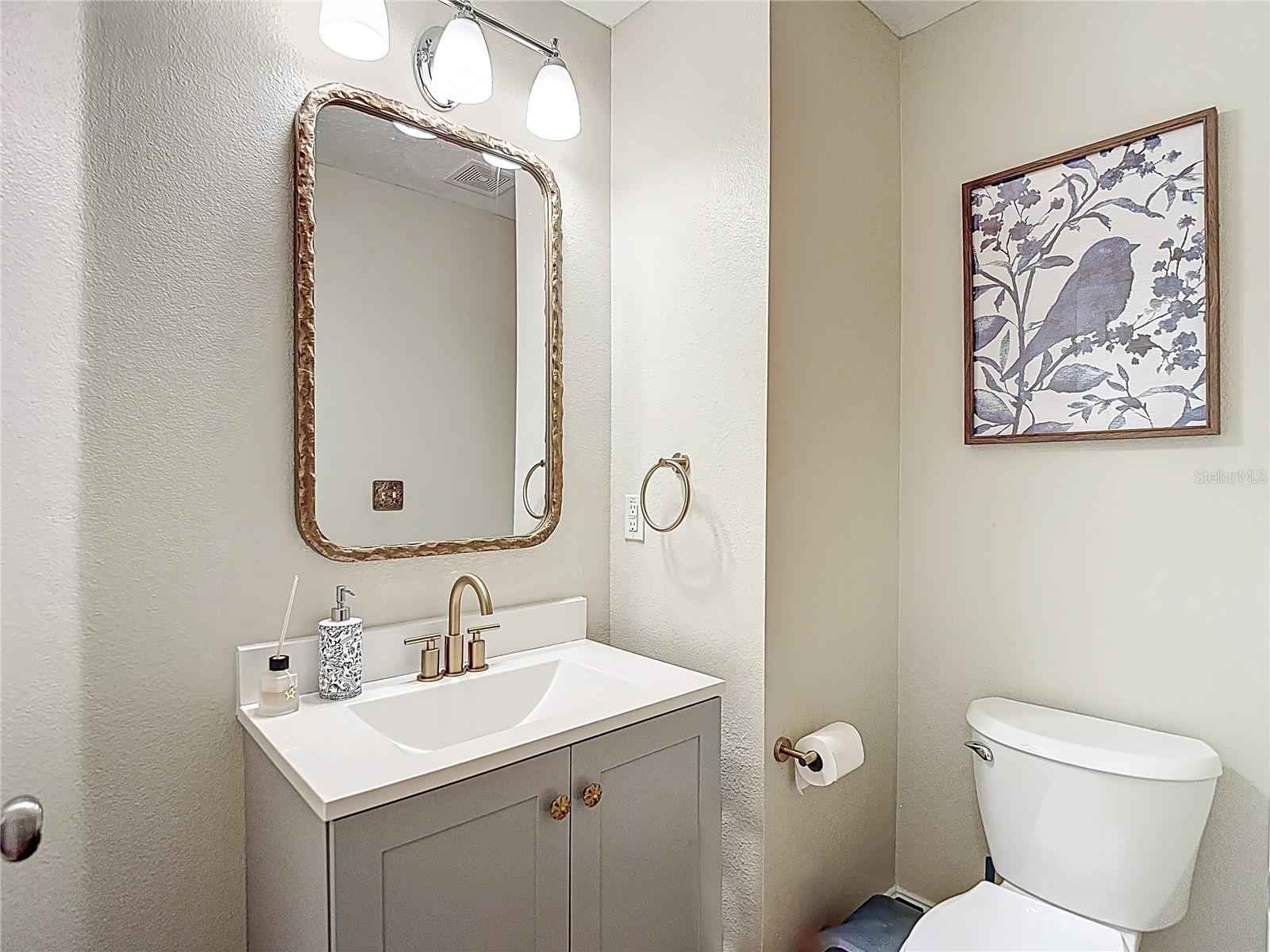 Image 35 of 92 For 18109 Kara Court