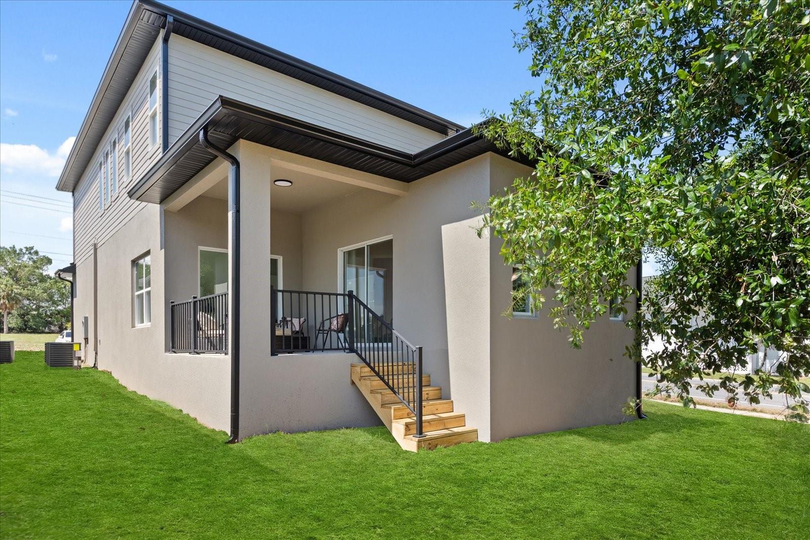 Image 36 of 38 For 811 Mcdonald Avenue