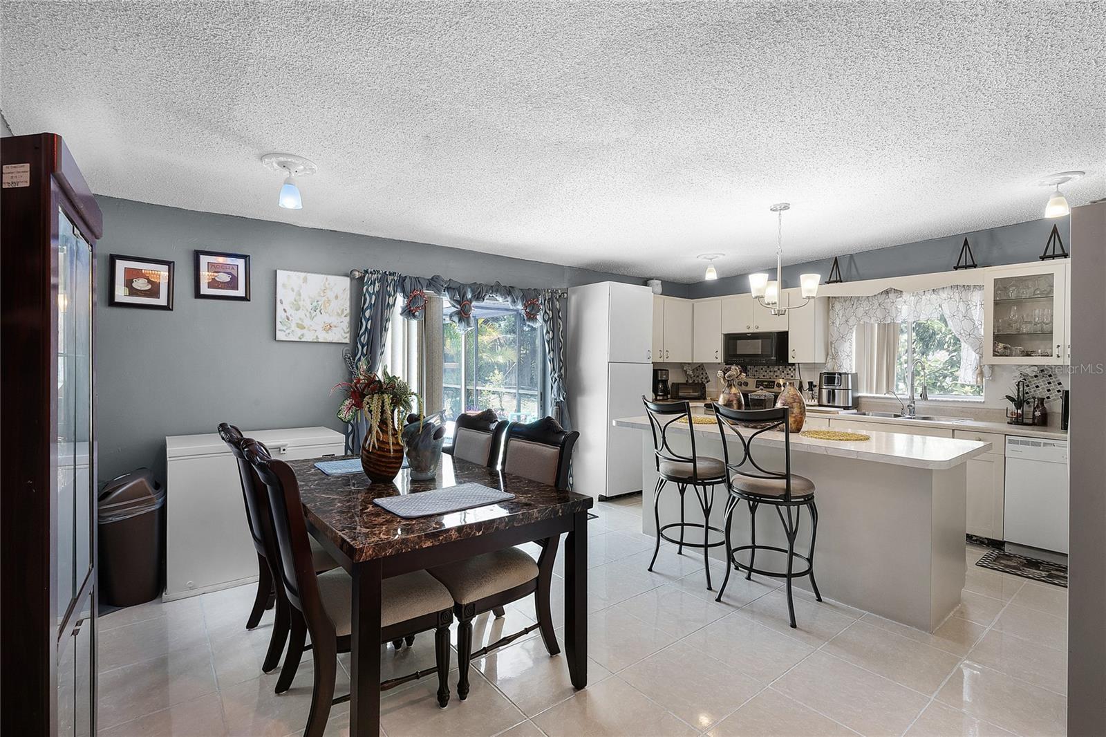 Image 13 of 51 For 1872 Wayside Drive