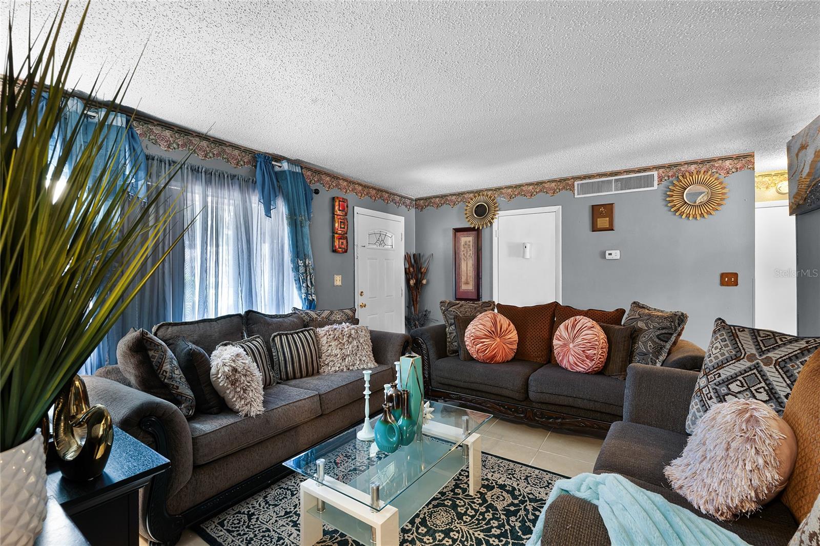 Image 7 of 51 For 1872 Wayside Drive