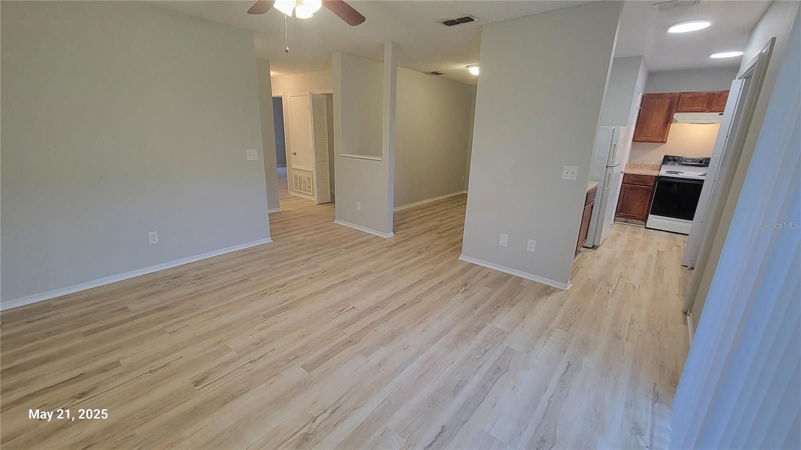 Image 12 of 40 For 4136 Pershing Pointe Place 5