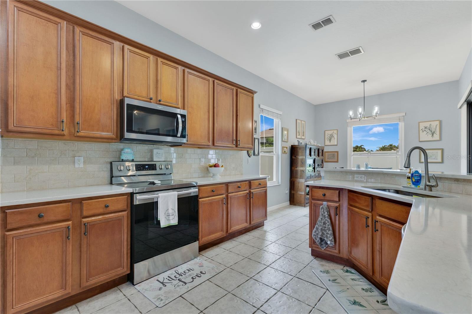 Image 13 of 47 For 4221 Kezar Court