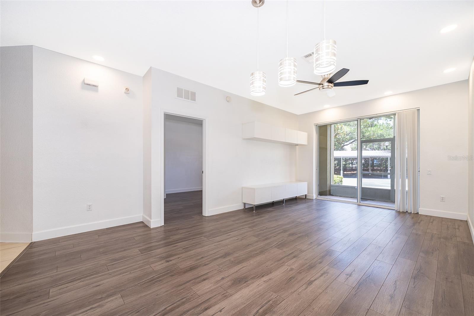 Image 10 of 26 For 3344 Robert Trent Jones Drive 10205