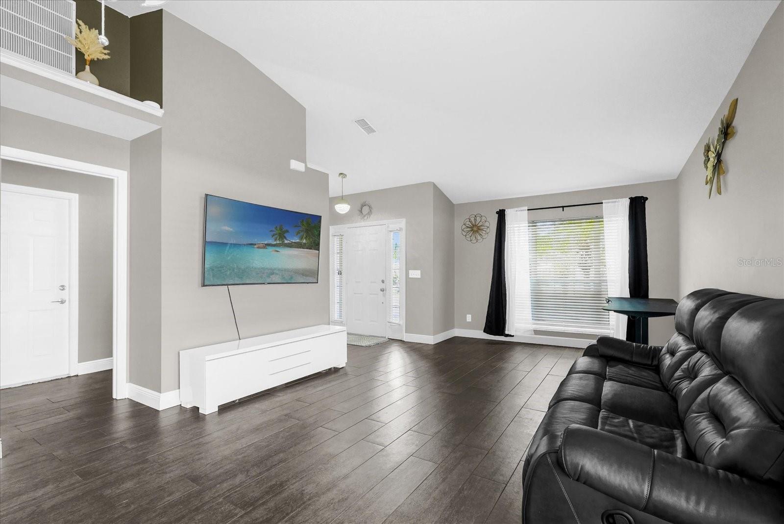 Image 2 of 29 For 10930 Buckwater Court