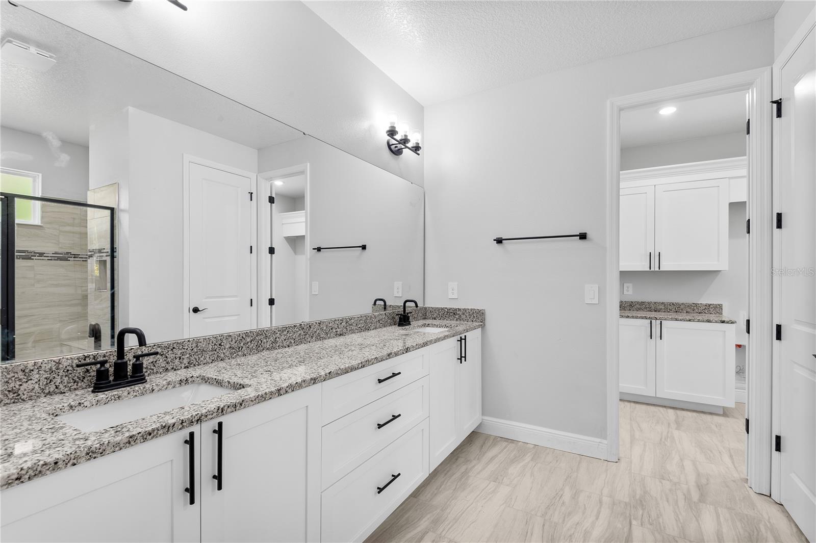 Image 11 of 25 For 30369 Apricot Avenue