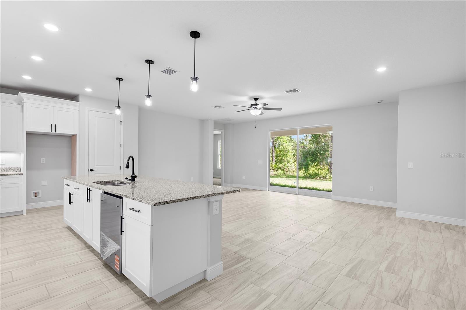 Image 30 of 63 For 30369 Apricot Avenue