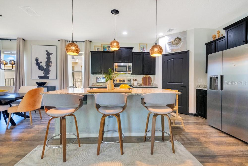 Image 4 of 46 For 8256 Bayview Crossing Drive