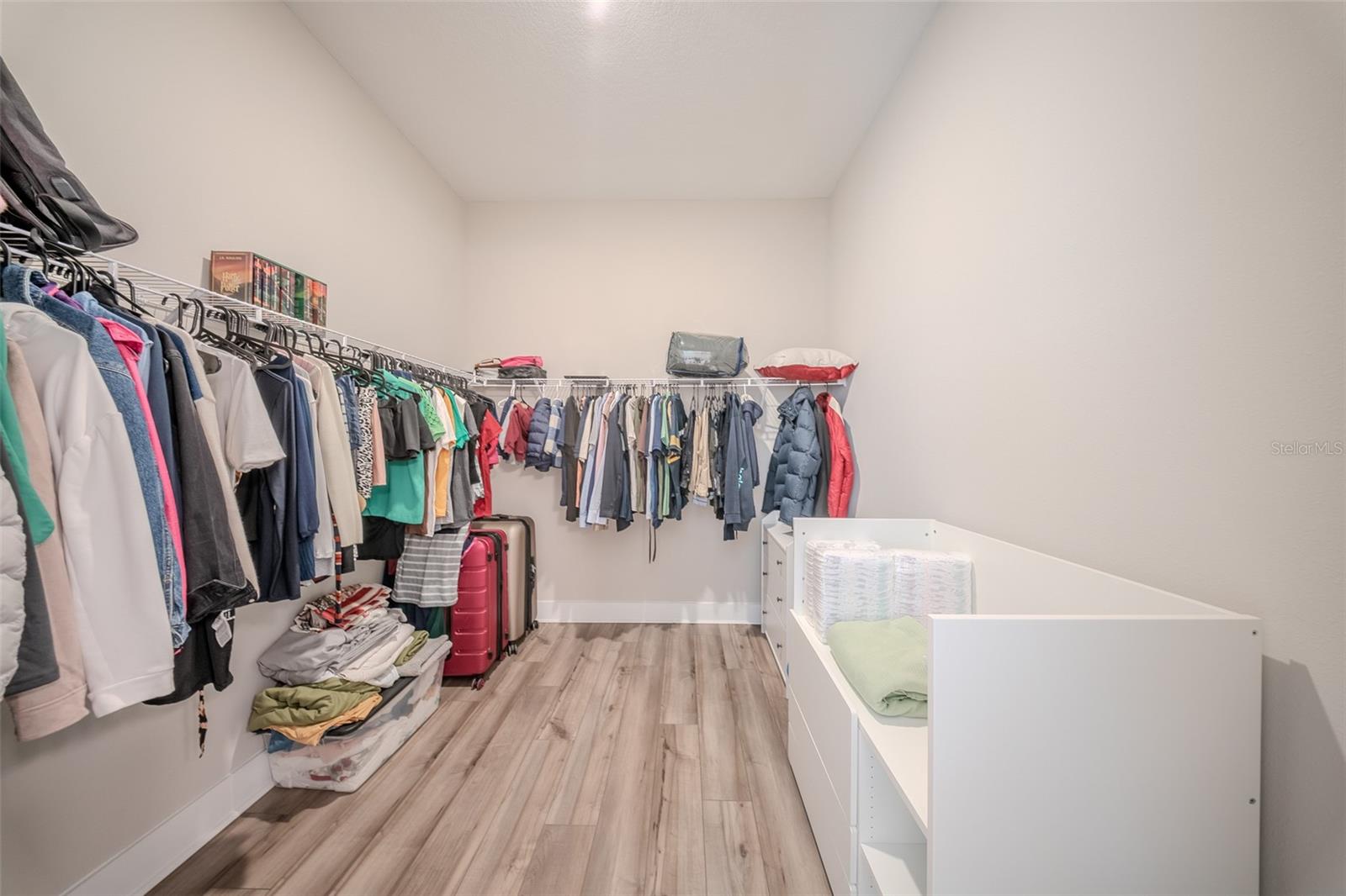 Image 36 of 61 For 16055 Silver Brook Way