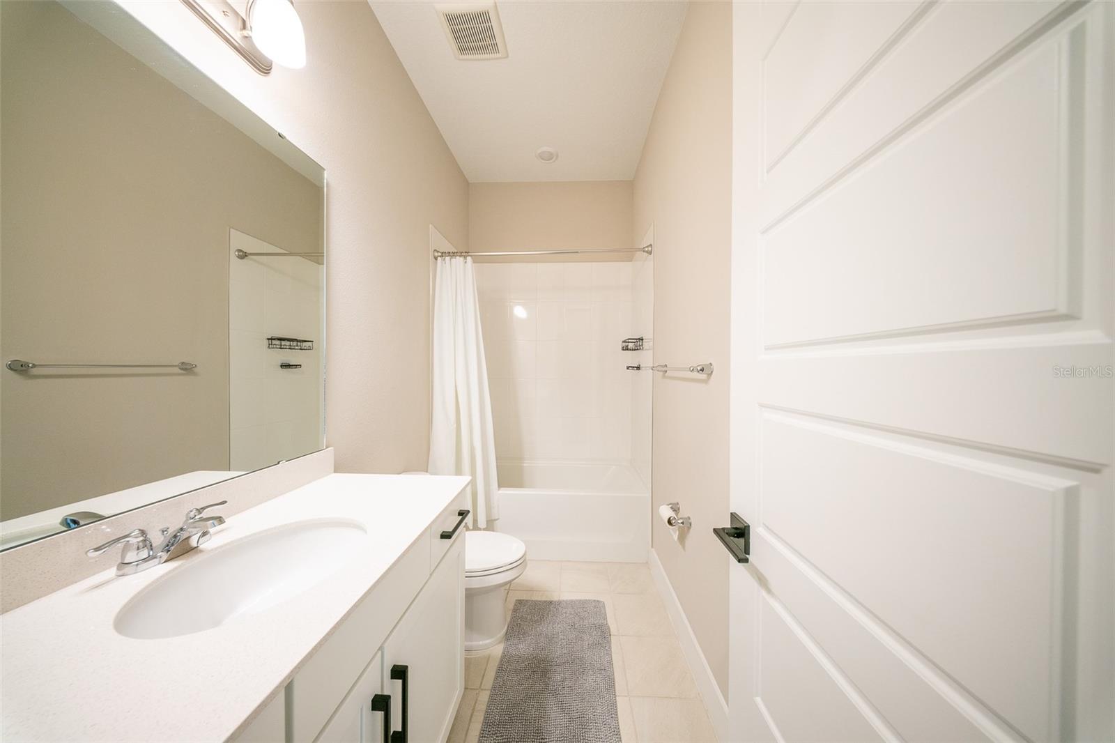 Image 43 of 61 For 16055 Silver Brook Way