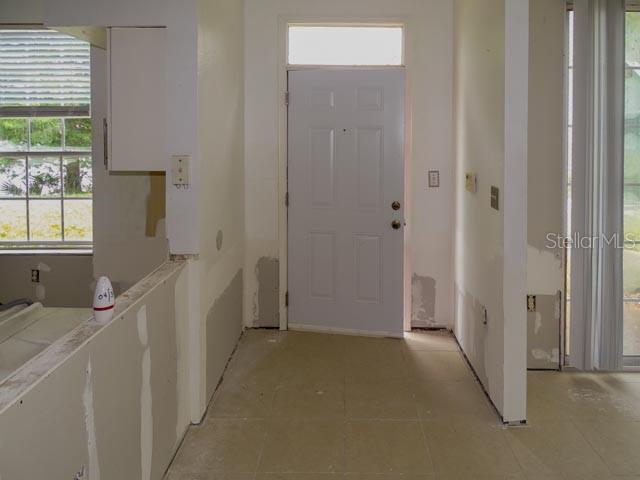 Image 4 of 11 For 9584 Lake Chase Island Way 958