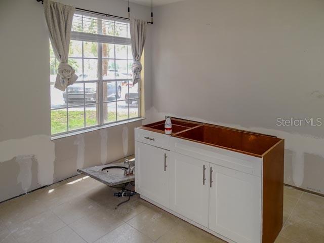 Image 6 of 11 For 9584 Lake Chase Island Way 958