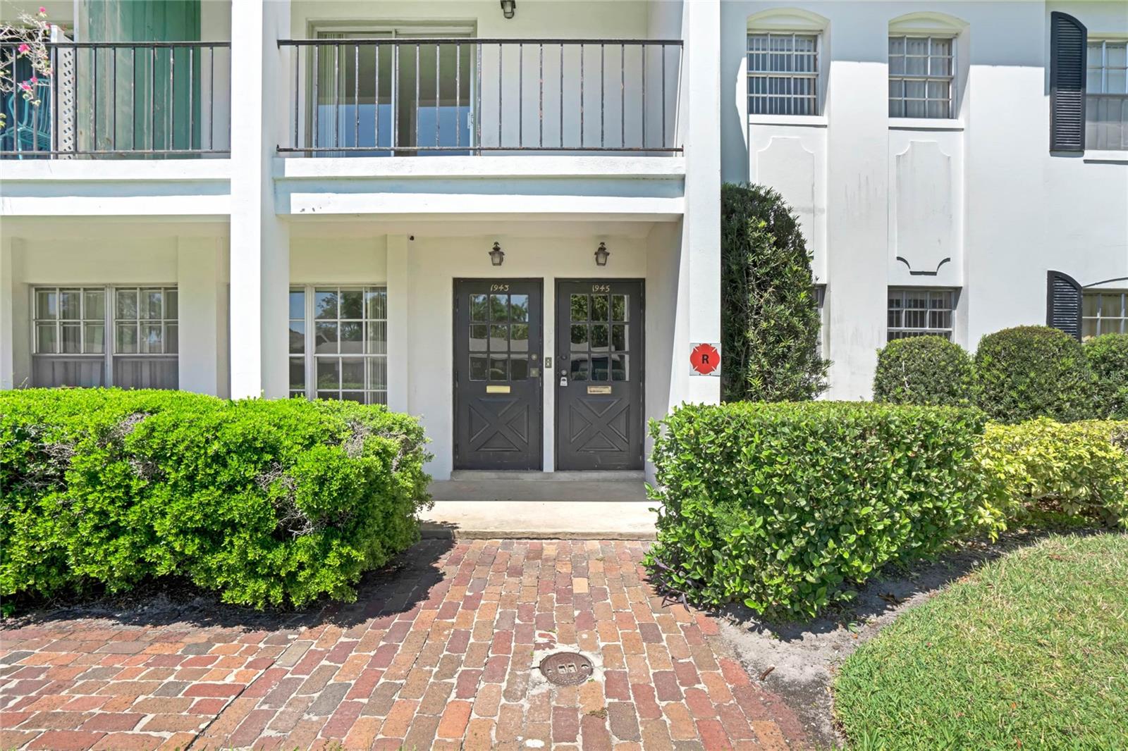 Image 2 of 15 For 1945 Lanier Court