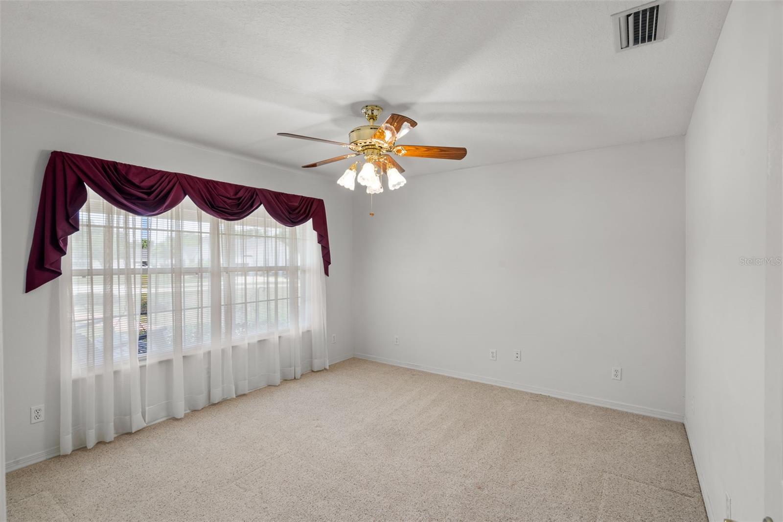 Image 38 of 84 For 4895 Cr 134b