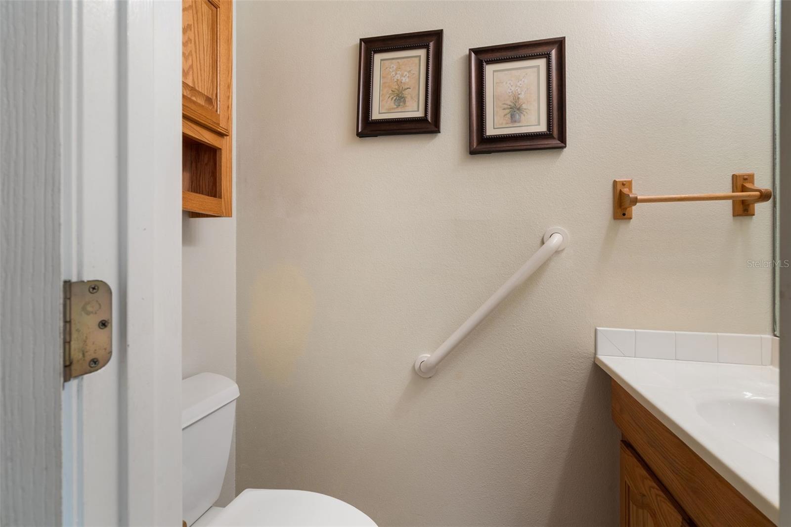 Image 46 of 84 For 4895 Cr 134b