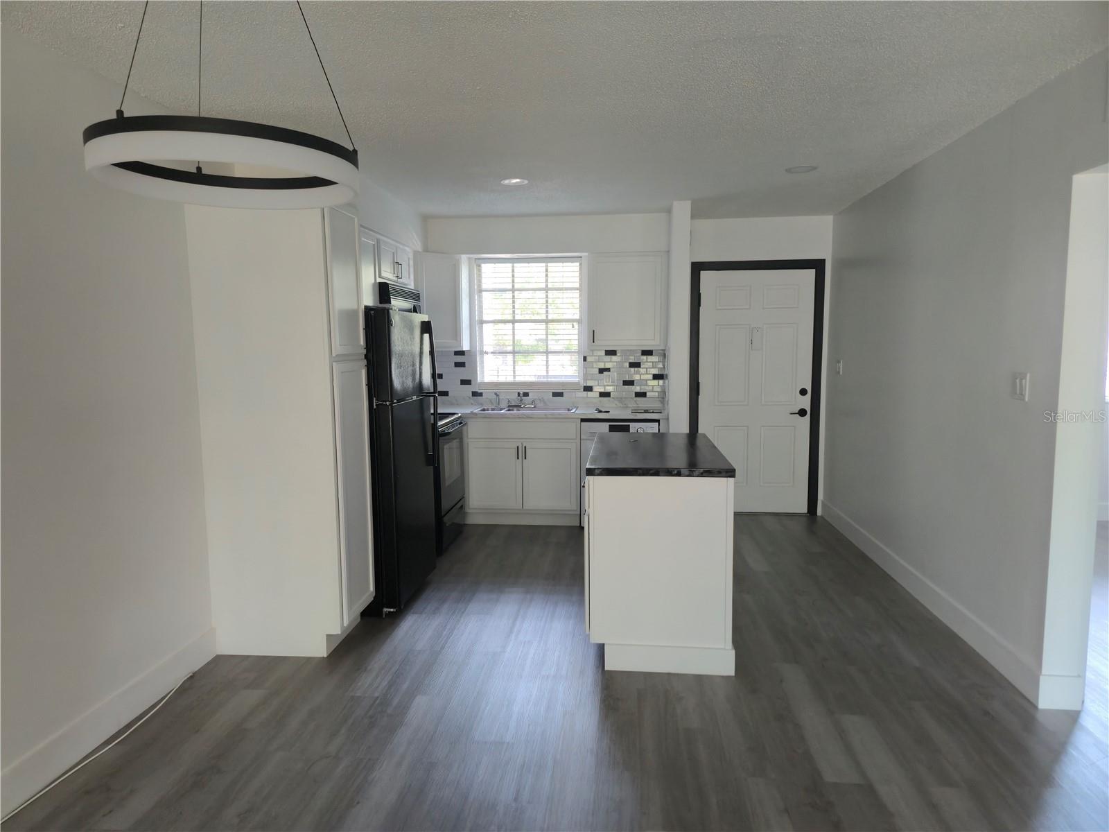 Image 2 of 11 For 1250 Denning Drive 108