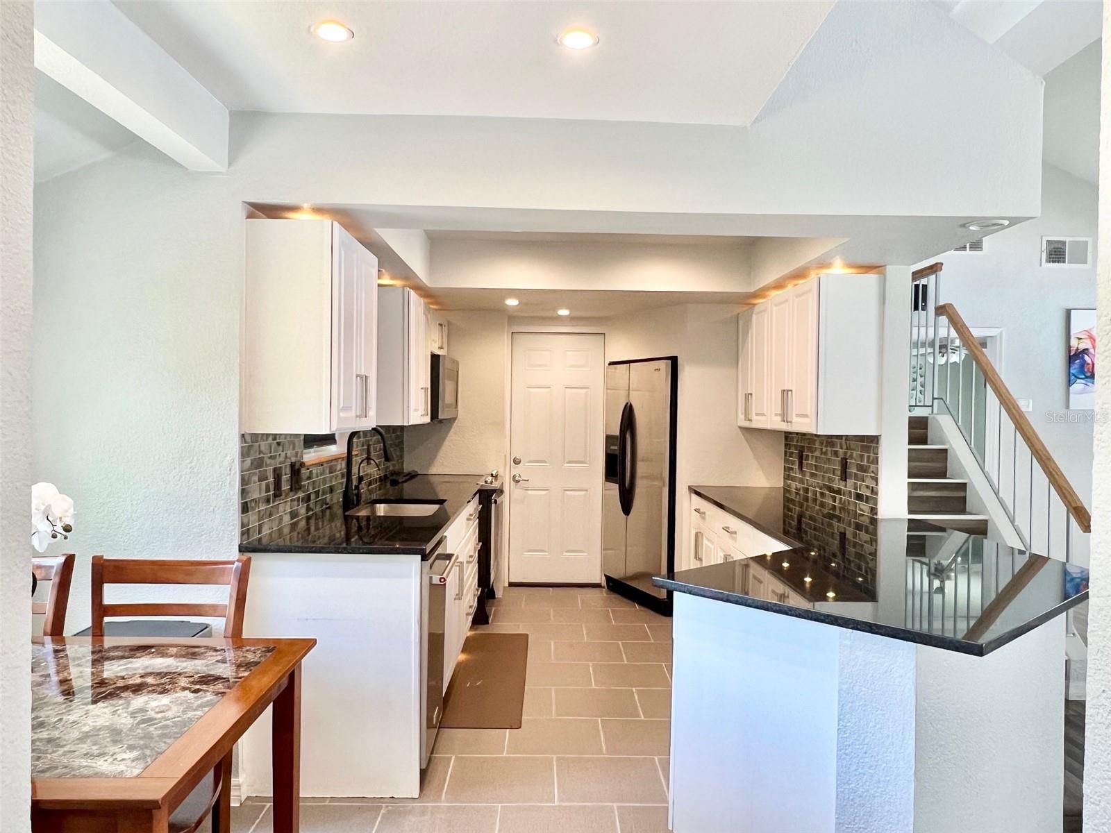 Image 6 of 36 For 5513 Spring Run Avenue