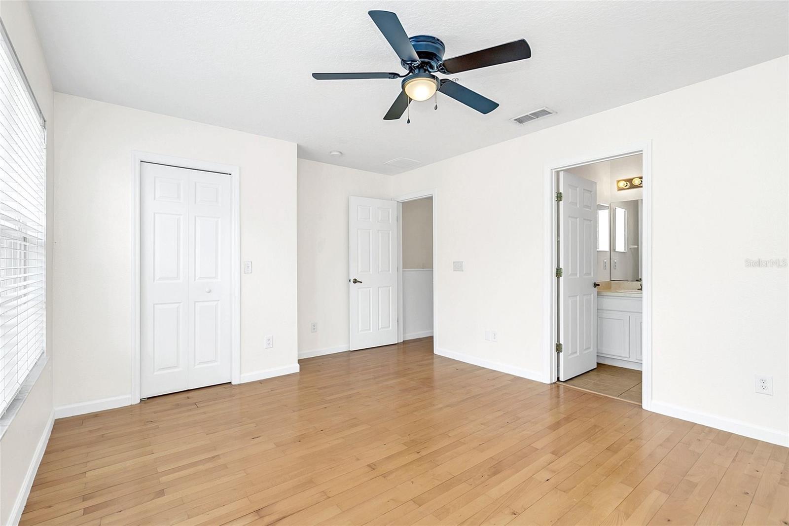 Image 18 of 26 For 221 Sterling Springs Lane