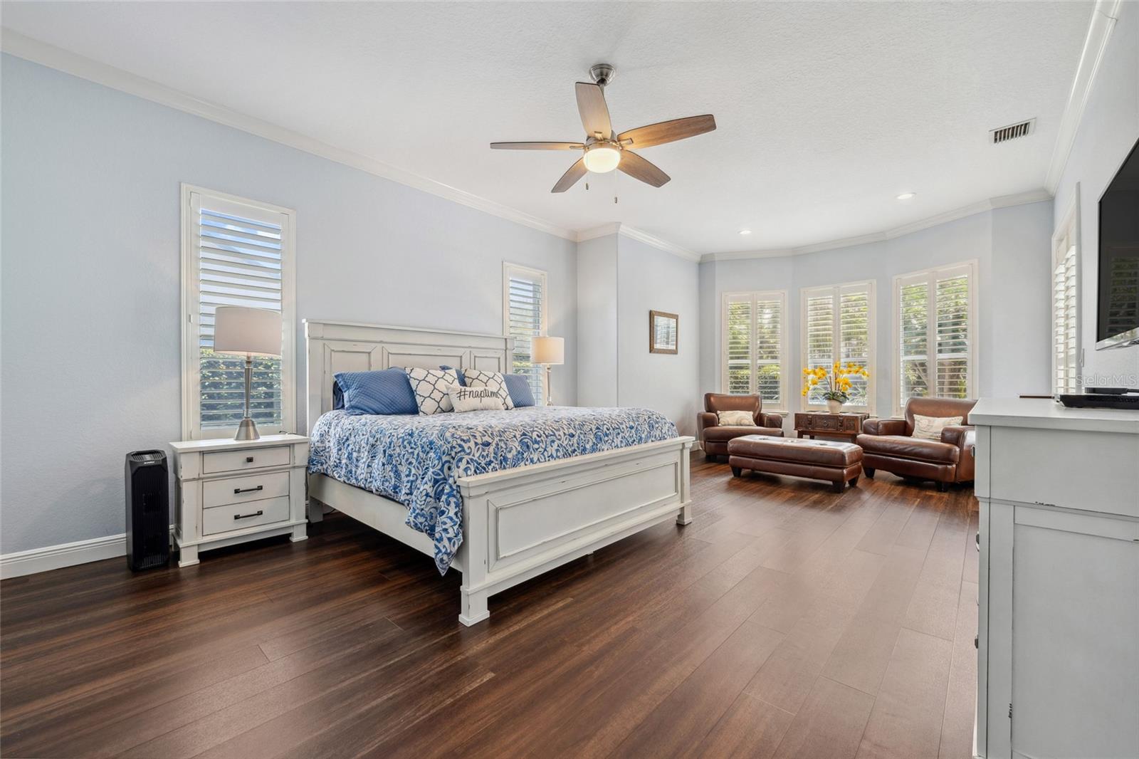 Image 15 of 65 For 8612 Summerville Place