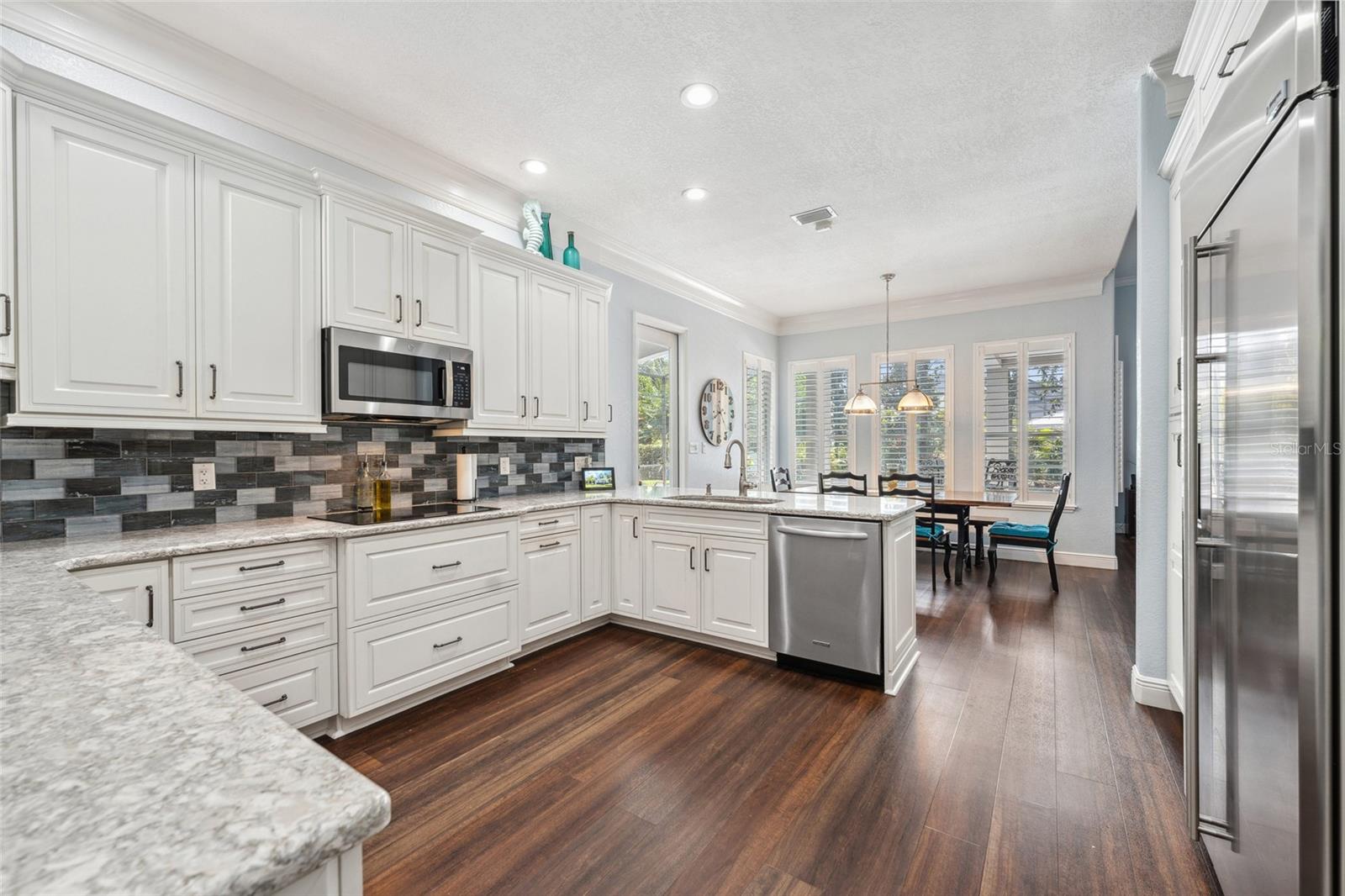 Image 24 of 65 For 8612 Summerville Place