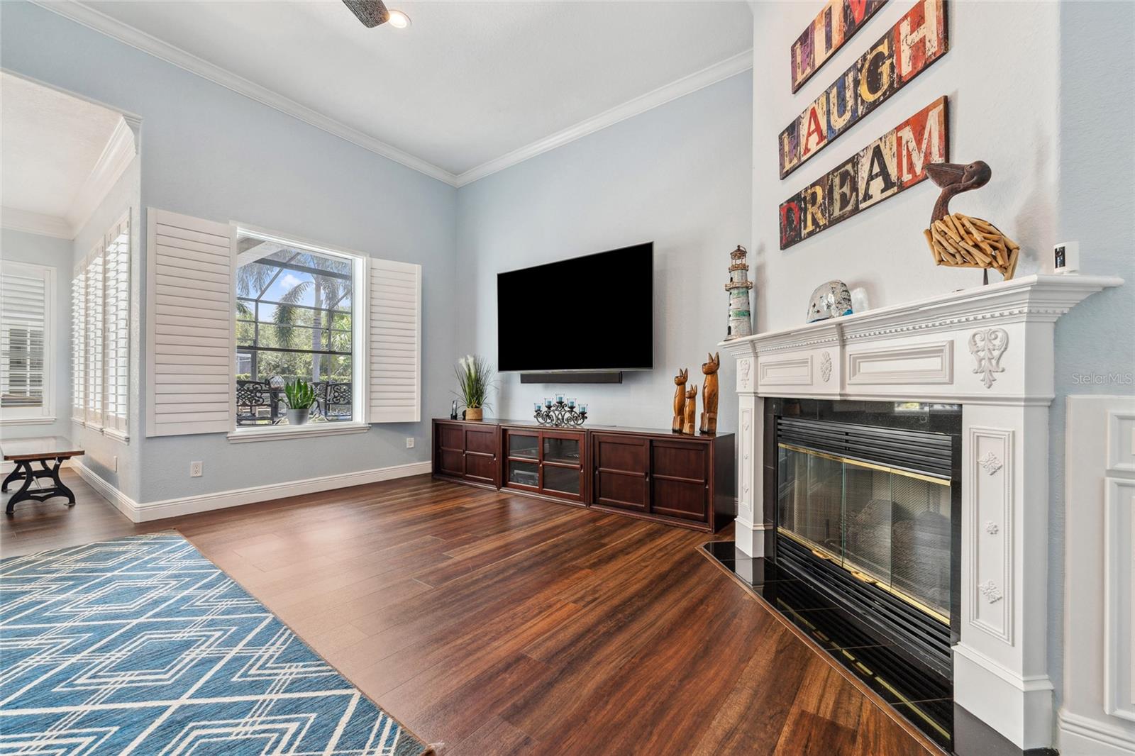 Image 34 of 65 For 8612 Summerville Place