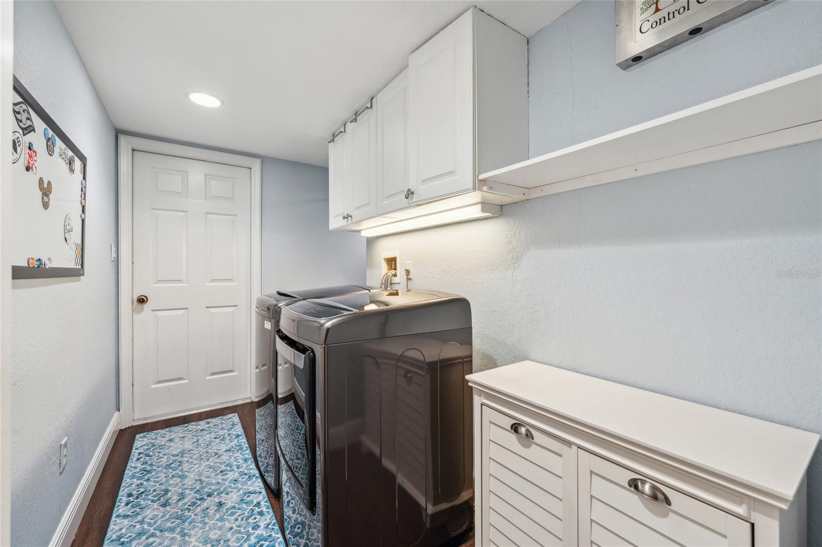 Image 38 of 65 For 8612 Summerville Place