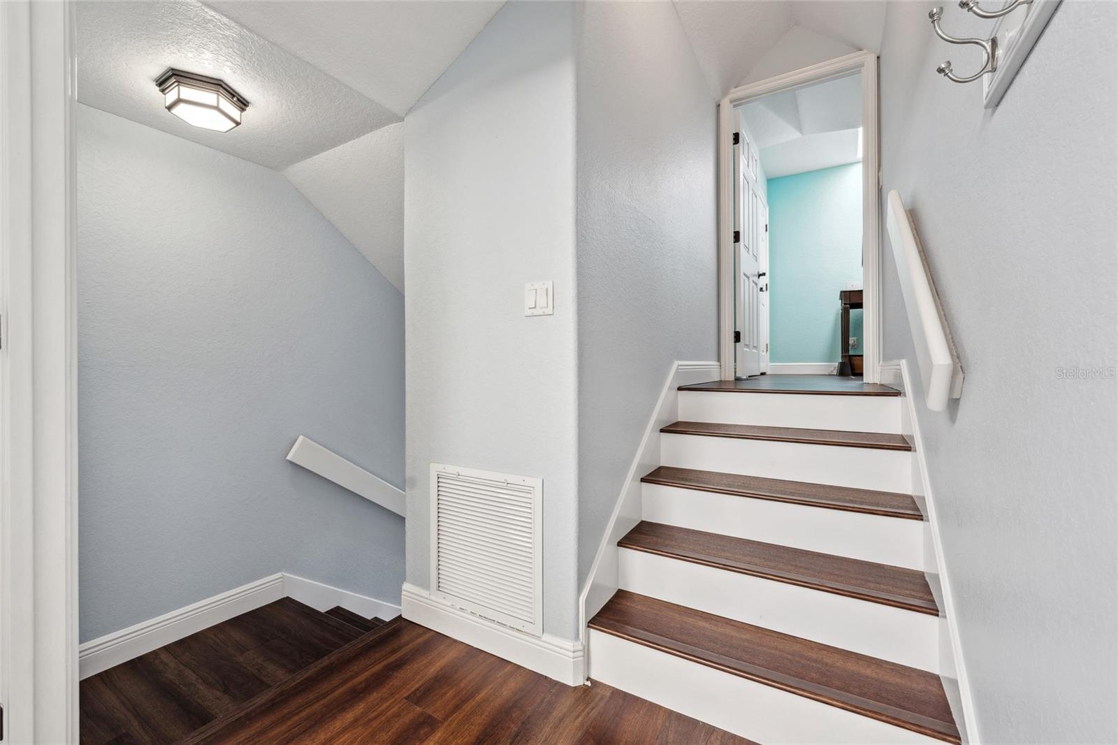 Image 46 of 65 For 8612 Summerville Place