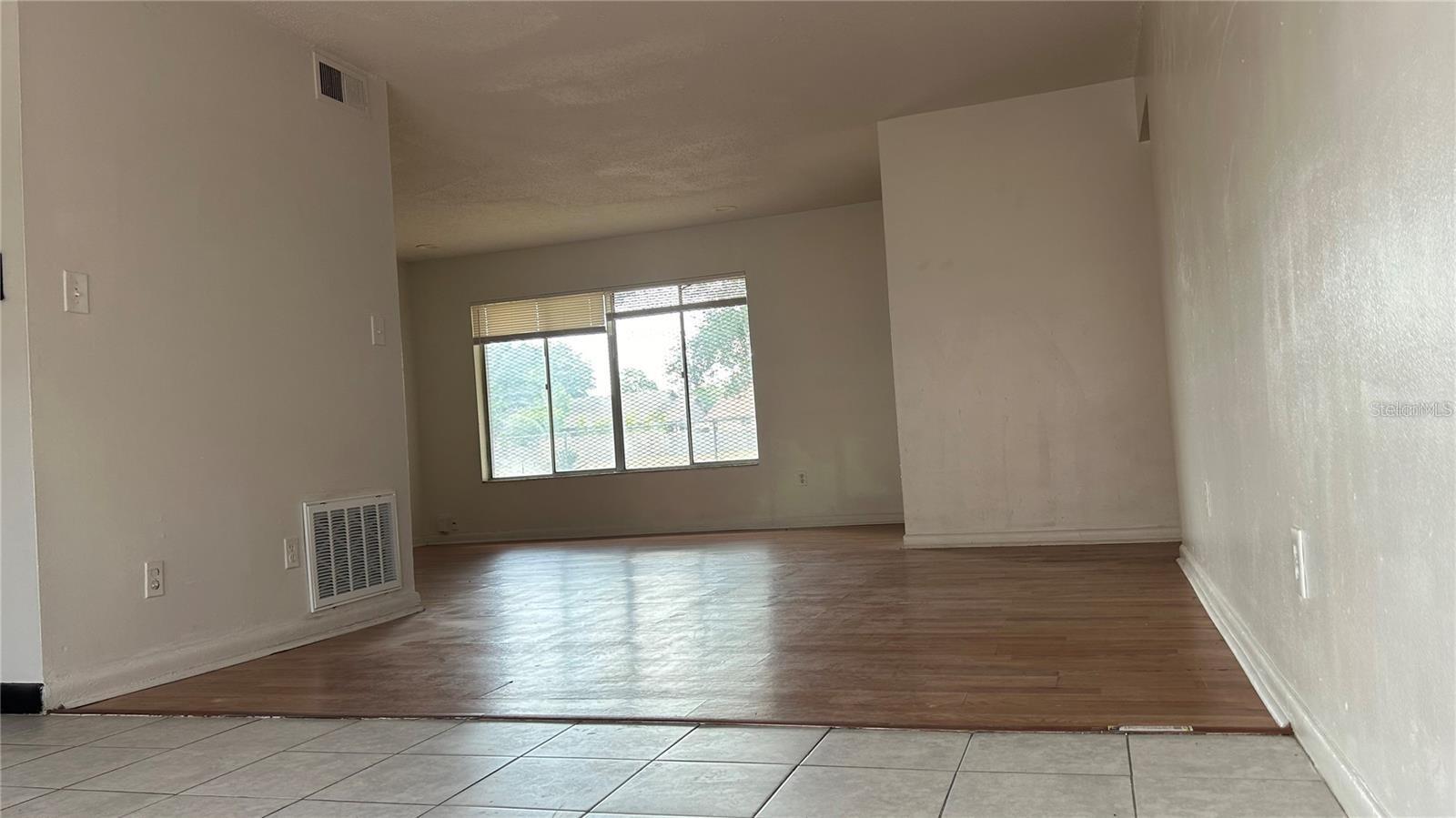 Image 6 of 14 For 2235 Silver Pines Place 401