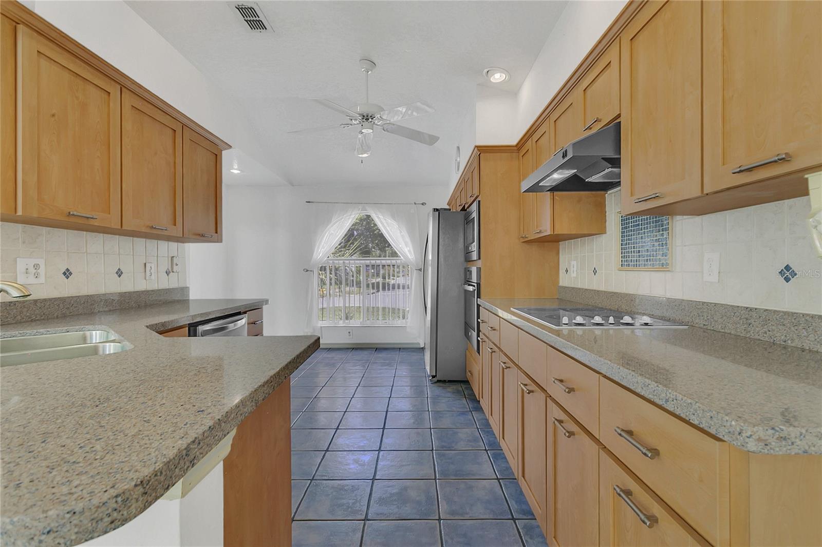 Image 5 of 30 For 485 Whittingham Place