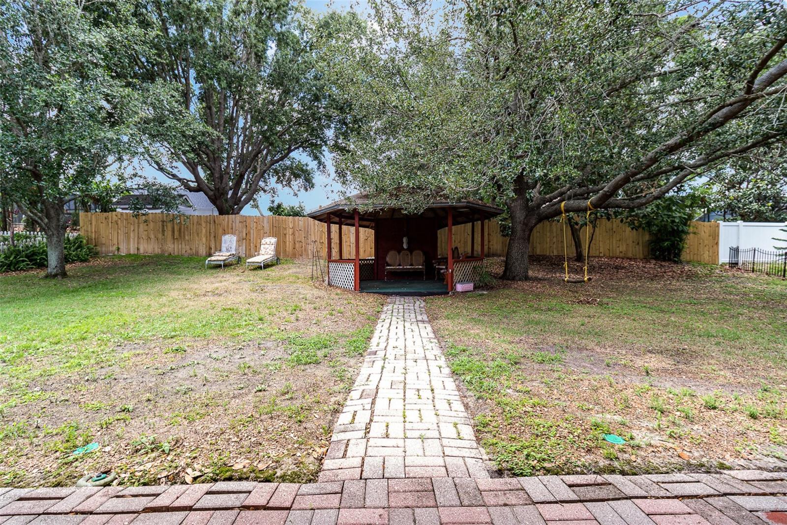 Image 24 of 26 For 11512 Clair Place