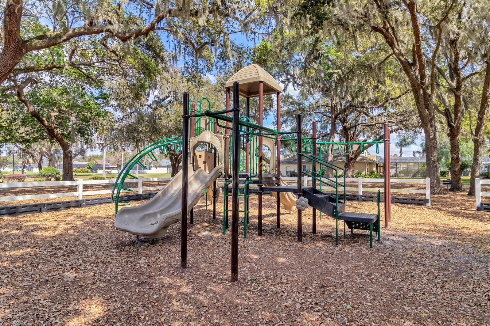 Image 48 of 51 For 1913 Lazy Oaks Loop