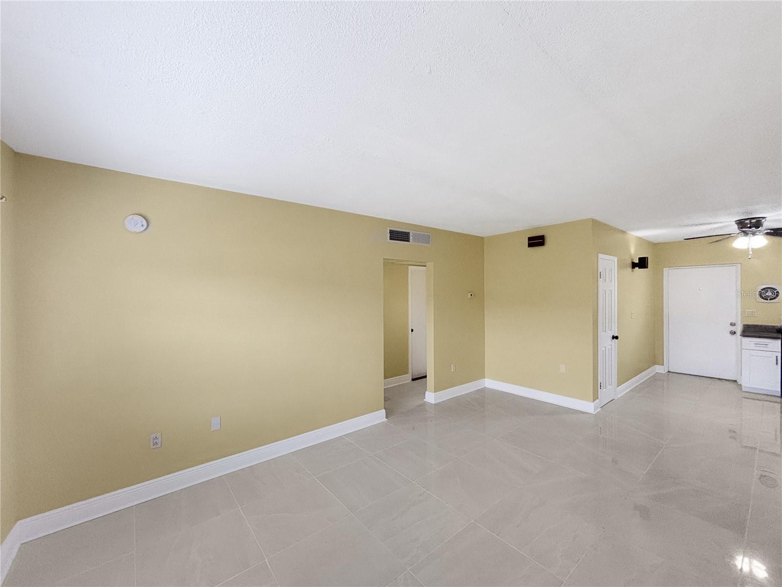 Image 2 of 26 For 5505 Hernandes Drive 113