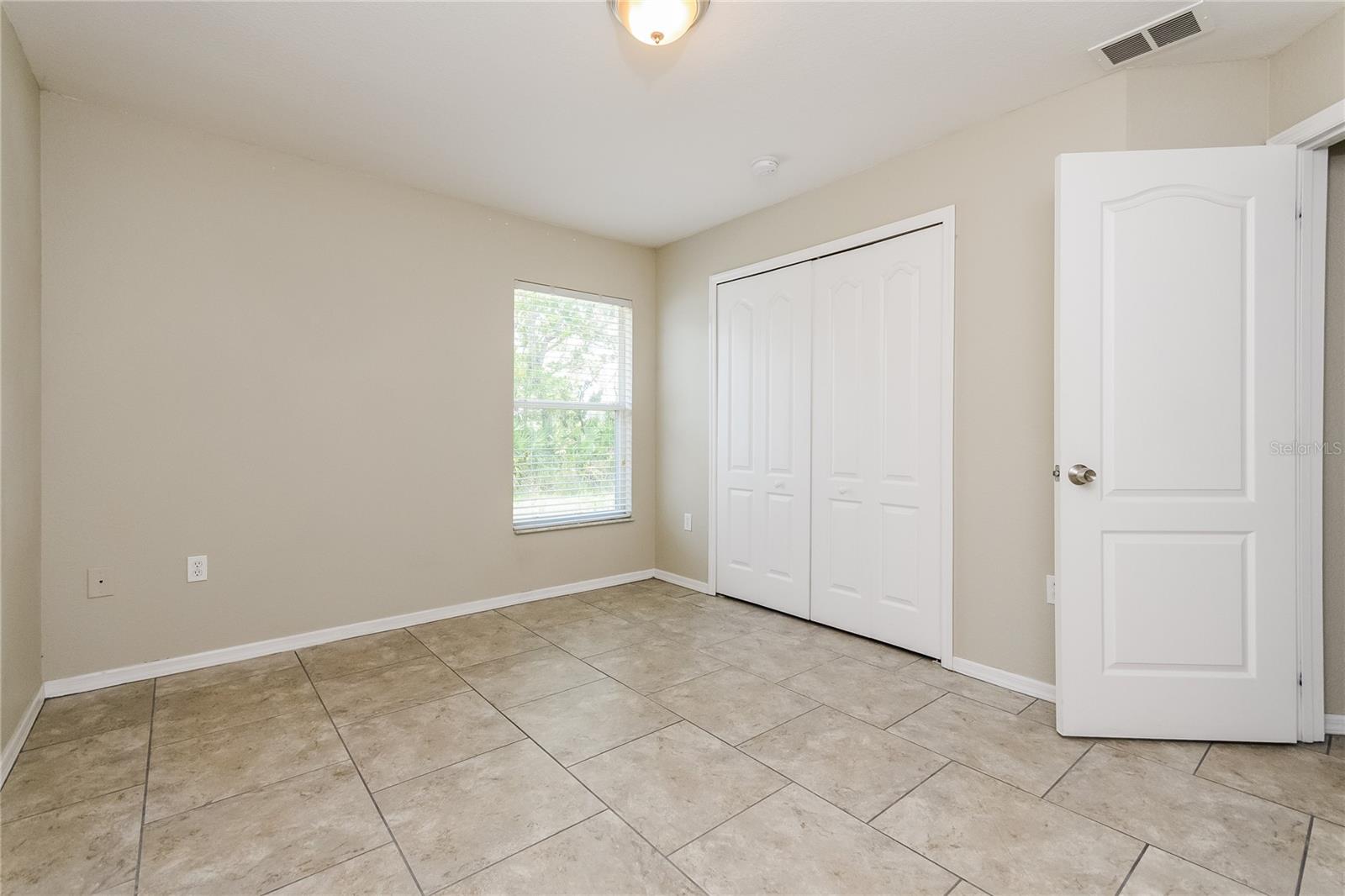 Image 14 of 16 For 1820 Bering Road