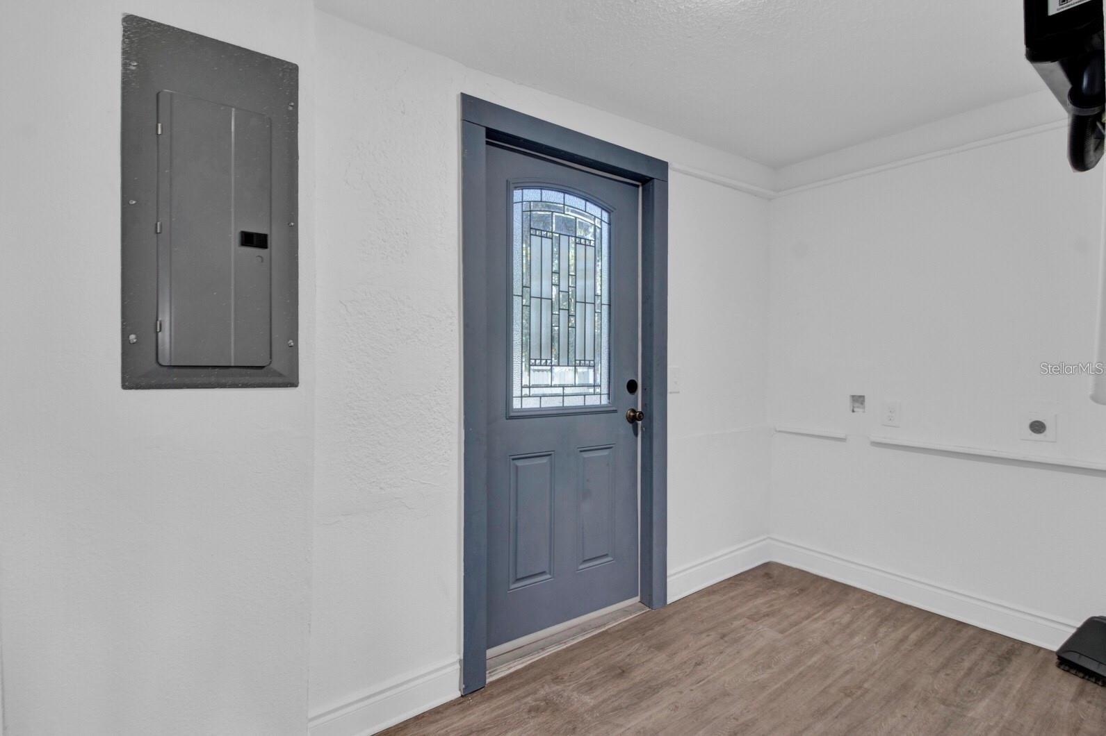 Image 12 of 12 For 1020 Line Street