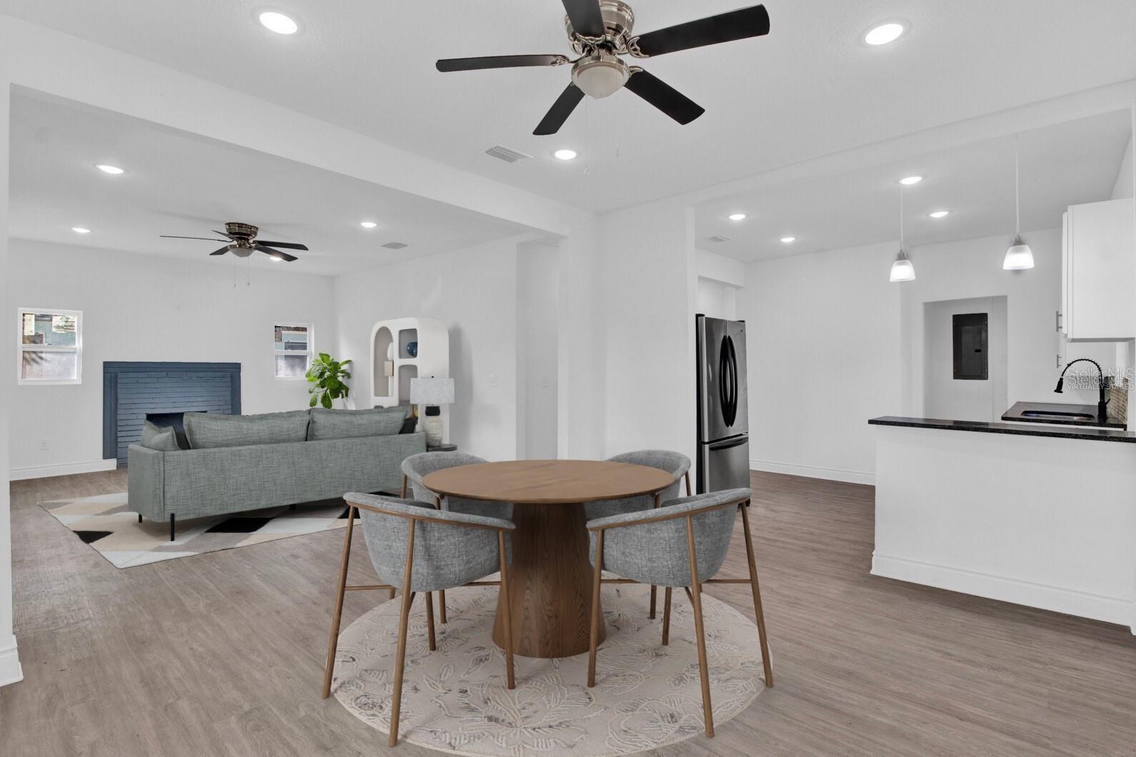 Image 2 of 12 For 1020 Line Street