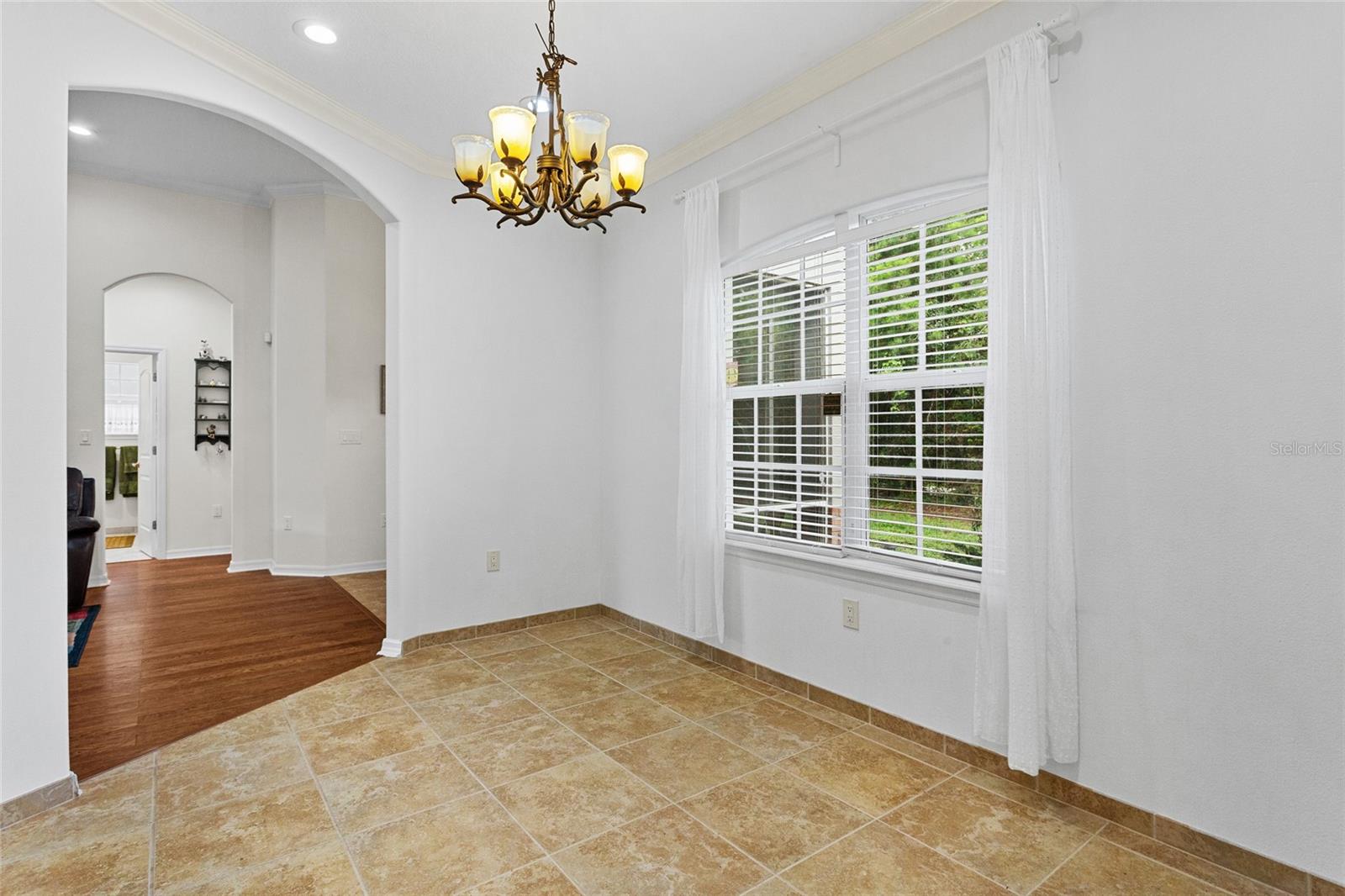 Image 11 of 61 For 41128 Apple Street