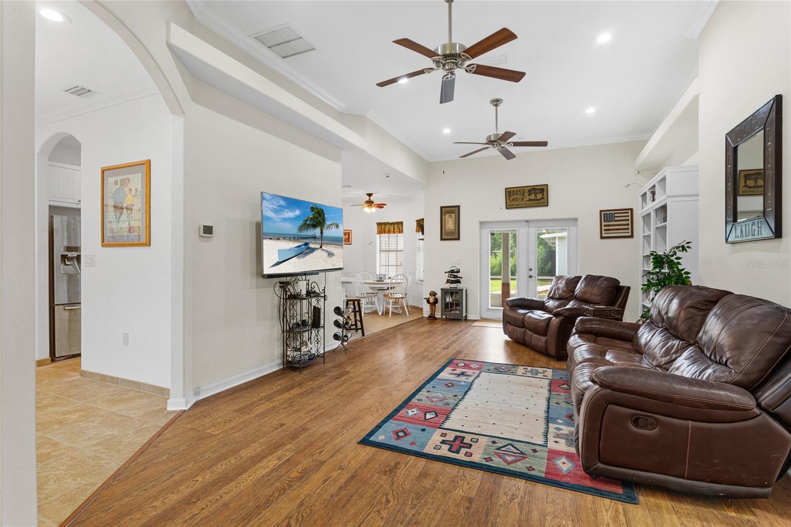 Image 12 of 61 For 41128 Apple Street