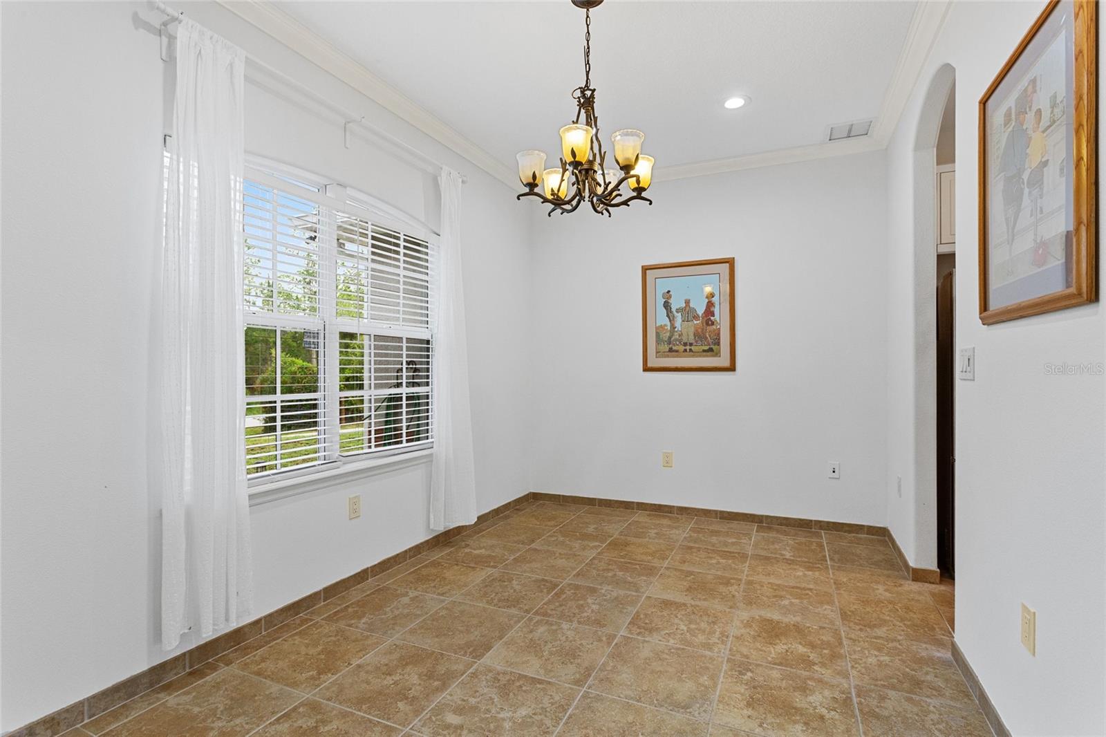 Image 9 of 61 For 41128 Apple Street