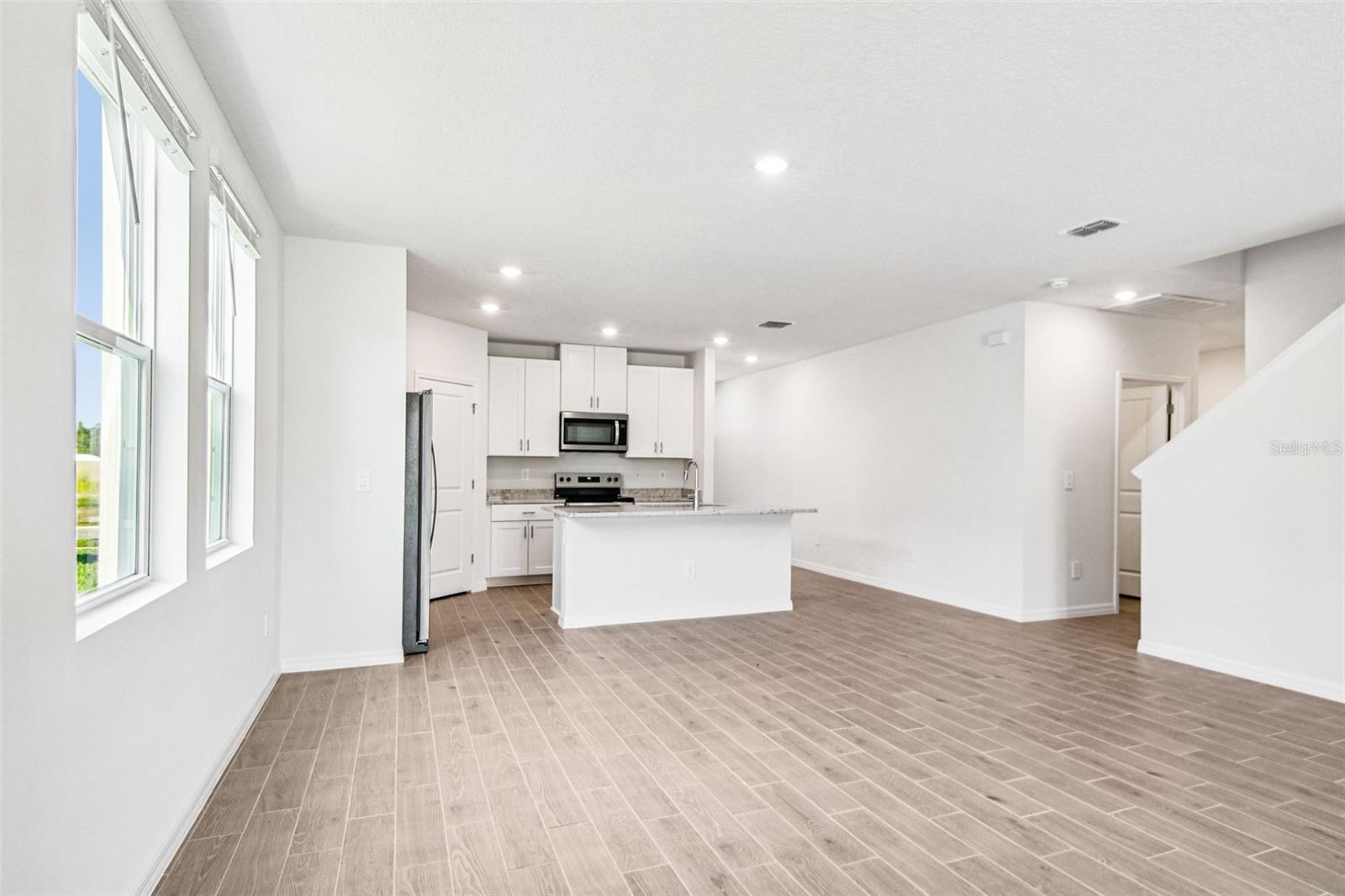 Image 16 of 31 For 1740 Brekey Way