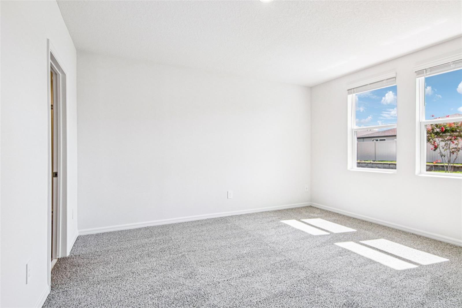 Image 22 of 31 For 1740 Brekey Way