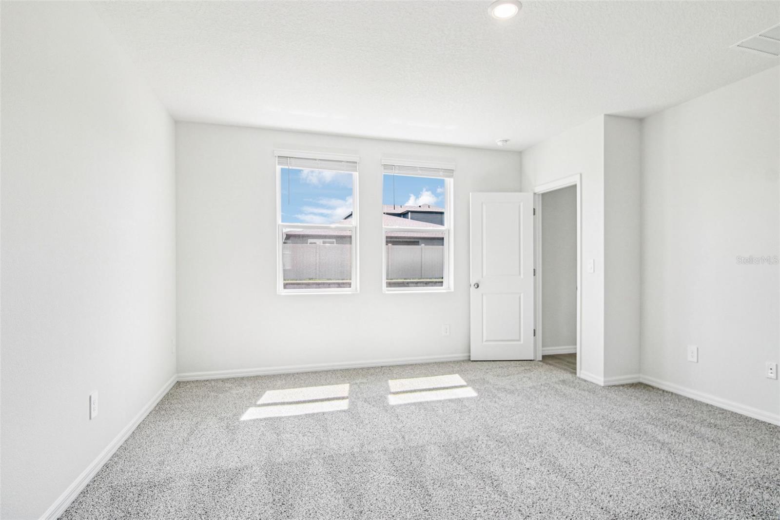 Image 6 of 31 For 1740 Brekey Way