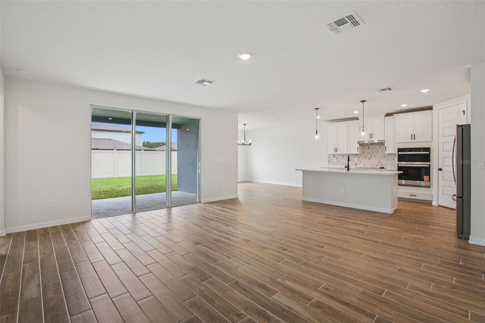 Image 7 of 42 For 1763 Draughton Drive