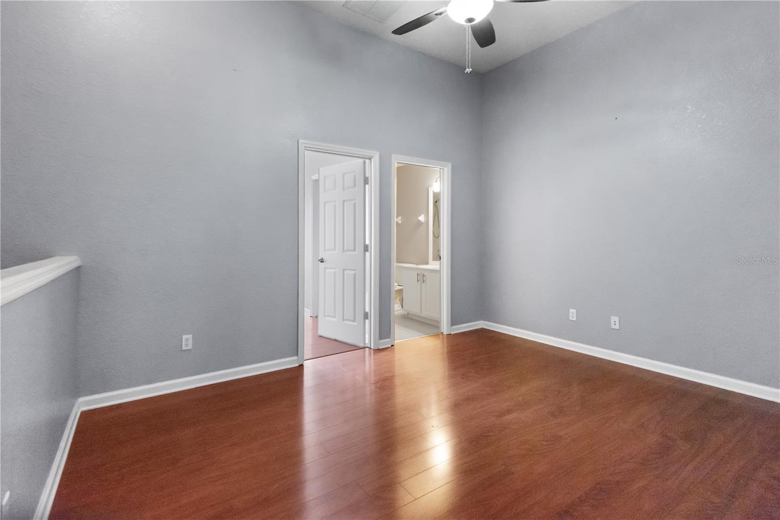 Image 11 of 19 For 6360 Ranelagh Drive 104