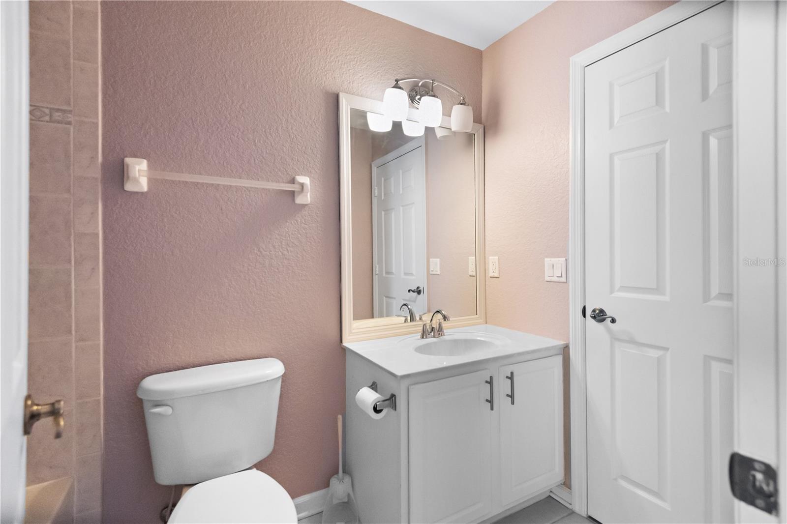 Image 13 of 19 For 6360 Ranelagh Drive 104
