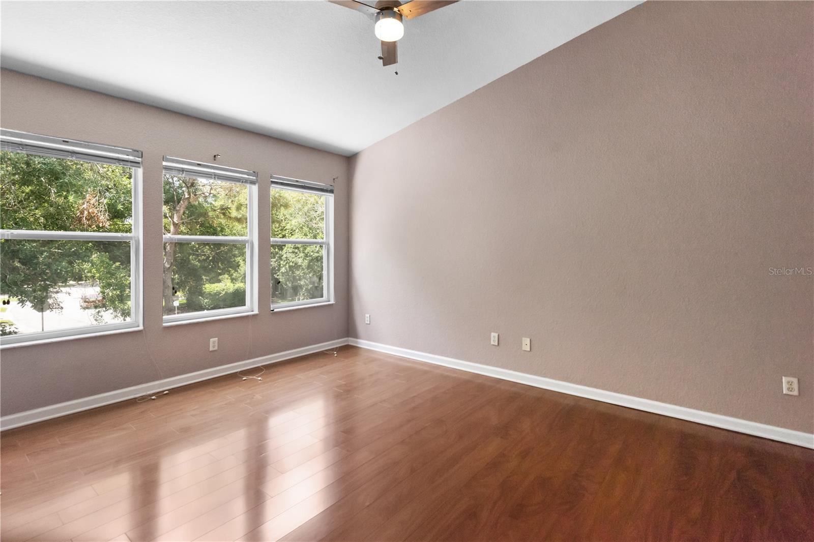 Image 16 of 19 For 6360 Ranelagh Drive 104