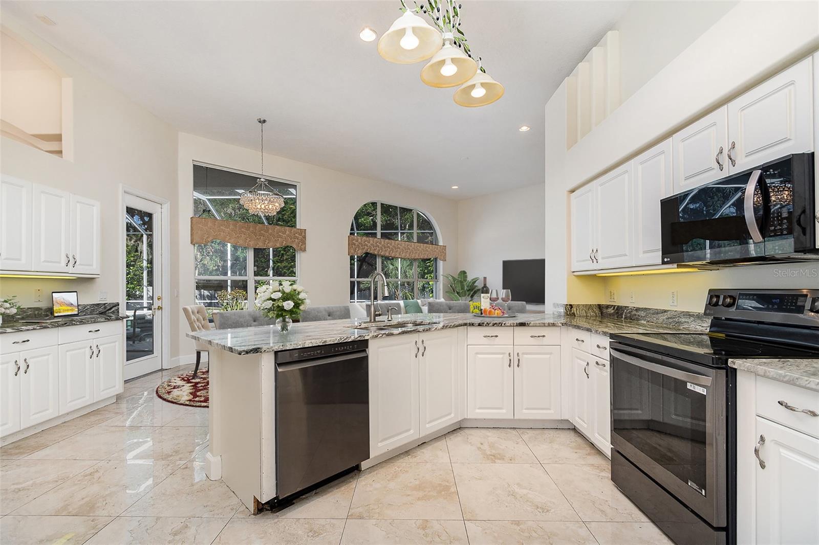 Image 19 of 46 For 6121 Oxbow Bend Lane