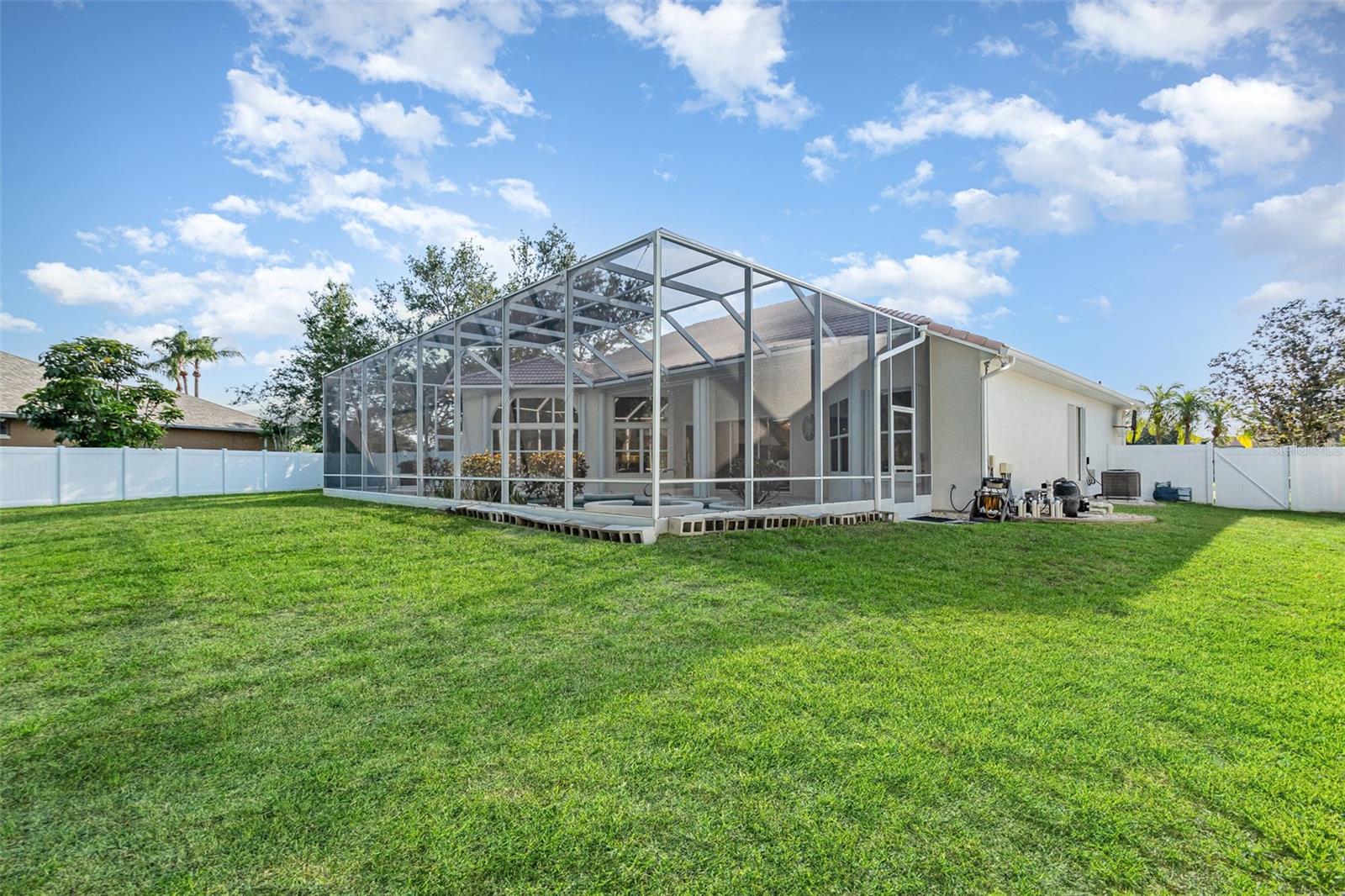 Image 6 of 46 For 6121 Oxbow Bend Lane