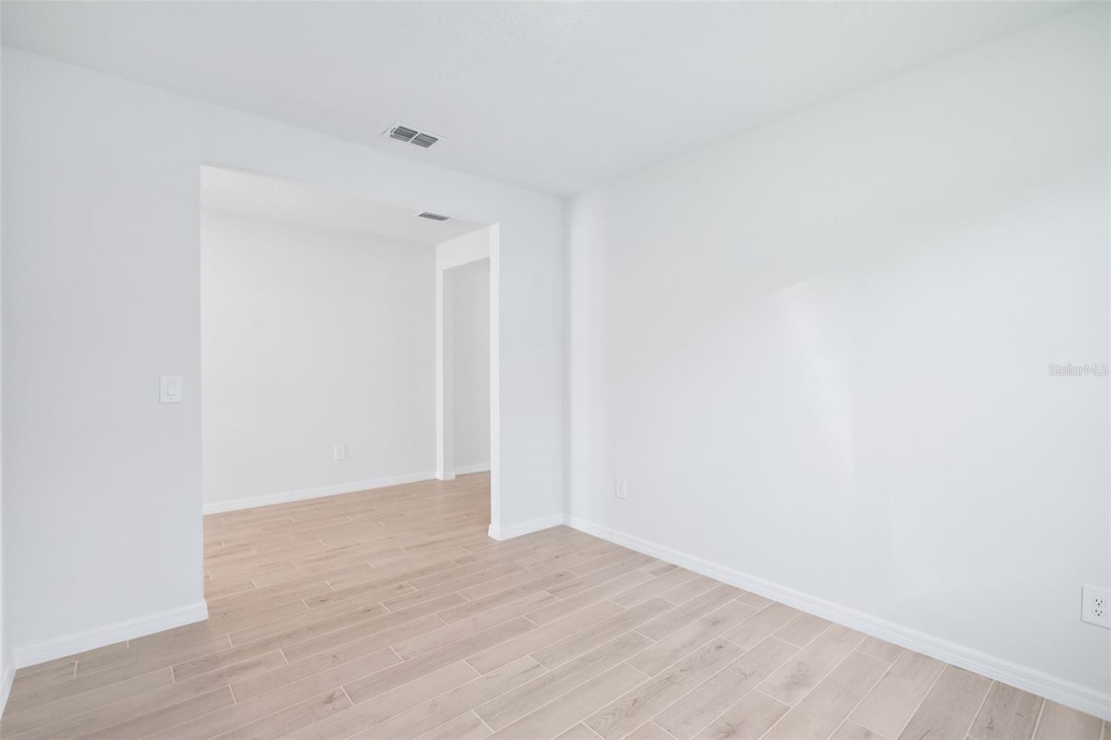 Image 15 of 31 For 1799 Draughton Drive
