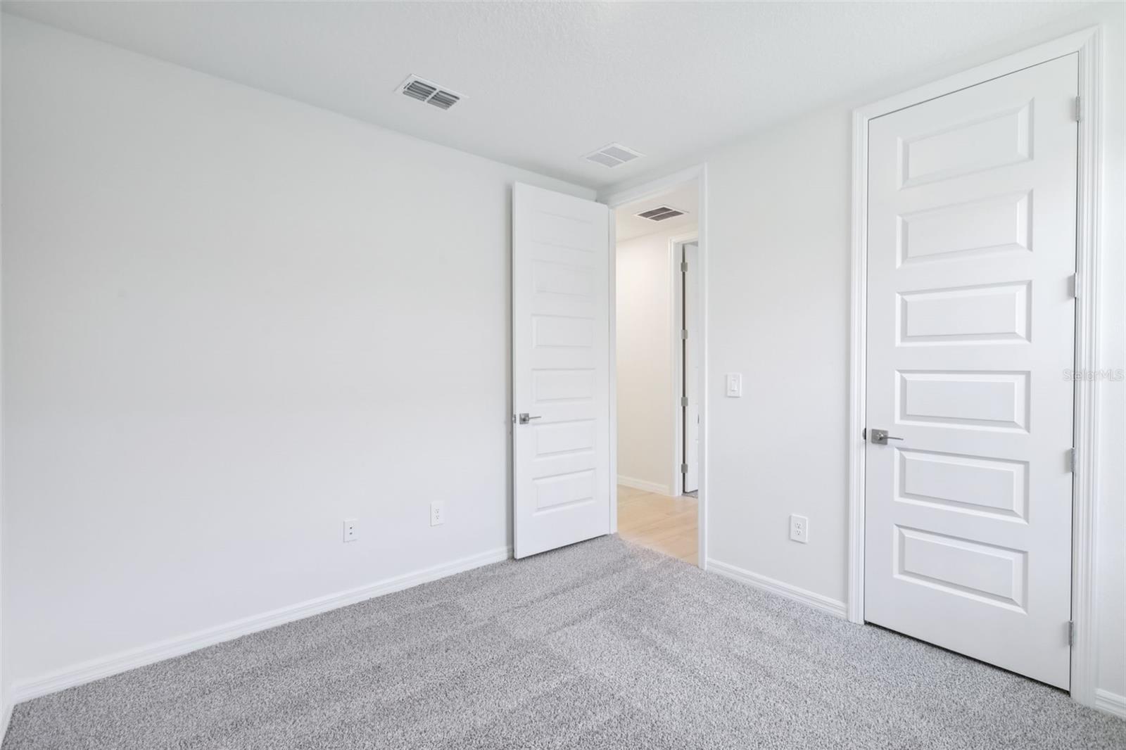 Image 20 of 31 For 1799 Draughton Drive